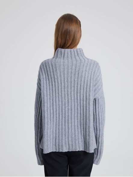 Cashmere Chunky Ribbed Sweater