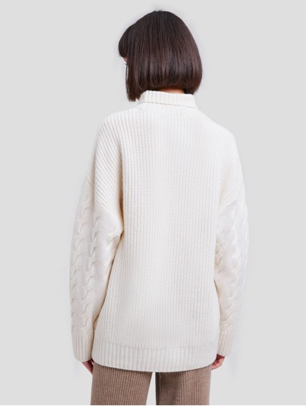 Roll-neck Fine Ribbed Cashmere Jumper